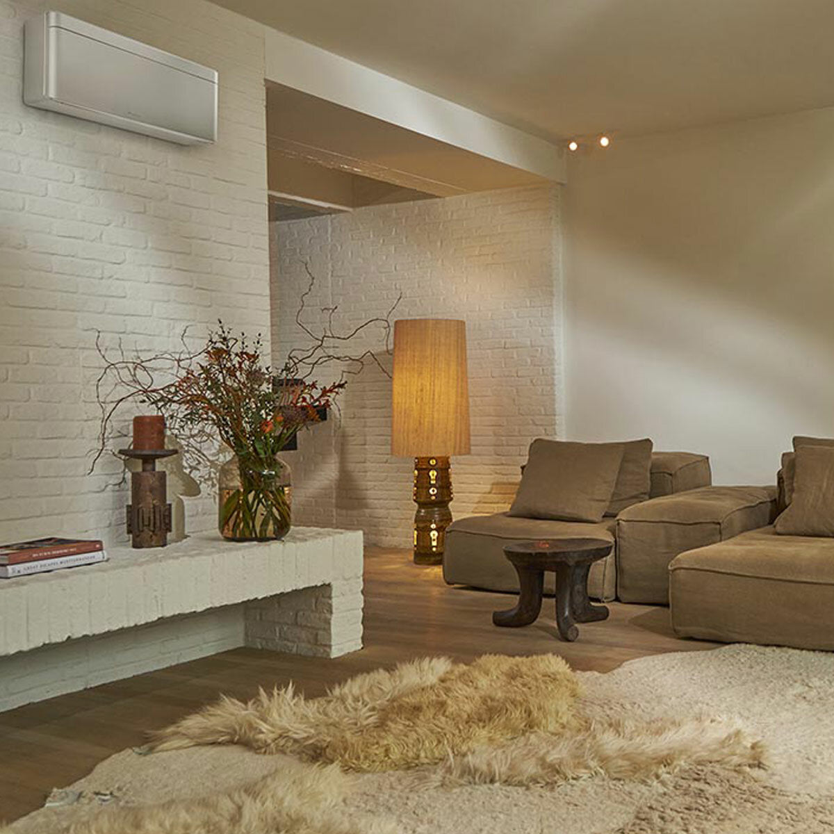 Daikin Stylish Silver Penta-Split-Klimaanlage 9000+9000+9000+9000+18000 BTU Inverter A++ WLAN-Außeneinheit 7,8 kW