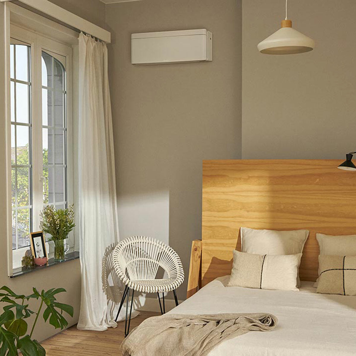 Daikin Stylish White trial split air conditioner 9000+12000+18000 BTU inverter A++ wifi external unit 7.8 kW