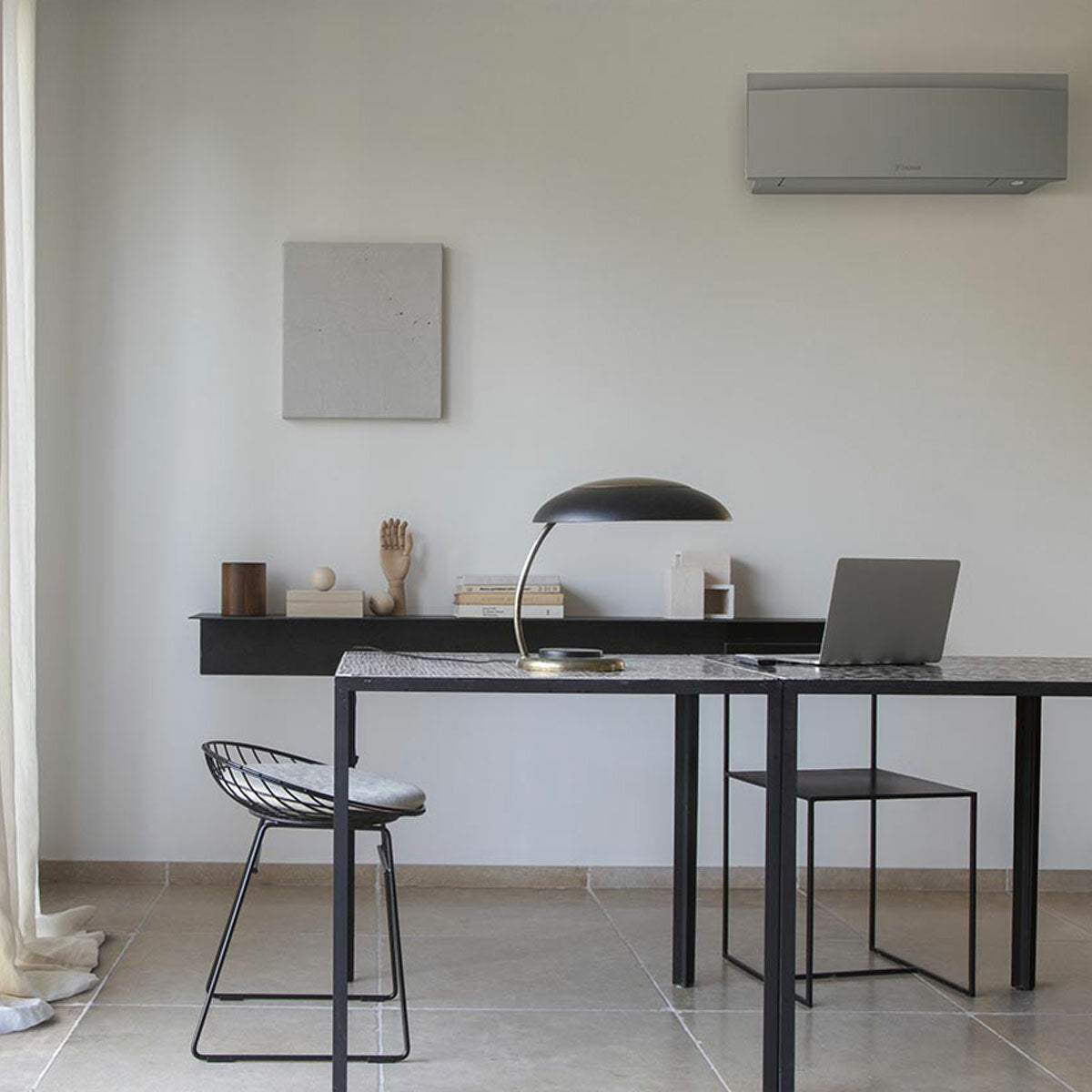 Daikin Emura air conditioner 3 split panels 12000+12000+12000+12000 BTU inverter A++ wifi outdoor unit 7.4 kW Silver