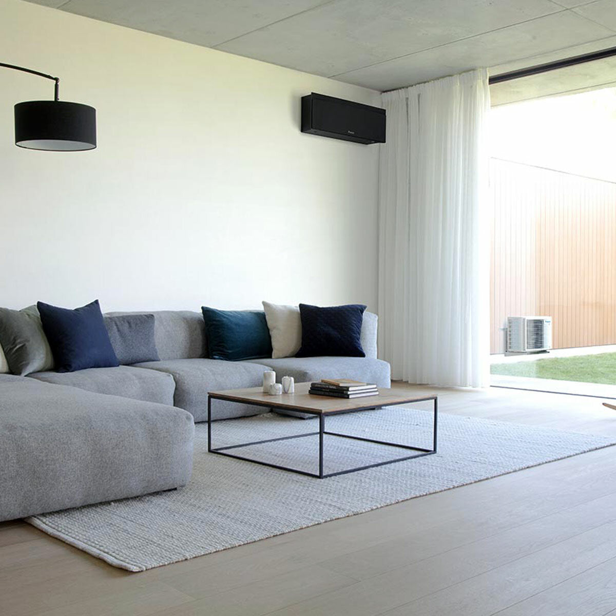Climatiseur Daikin Emura 3 penta split 9000+9000+12000+12000+12000 BTU onduleur A++ wifi unité extérieure 7,8 kW Noir